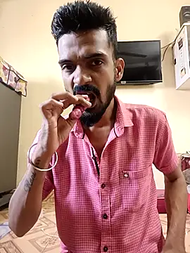 Snapshot of saggy1218 chatting on November 7, 3:50 am saggy1218 online show from November 7, 3:50 am