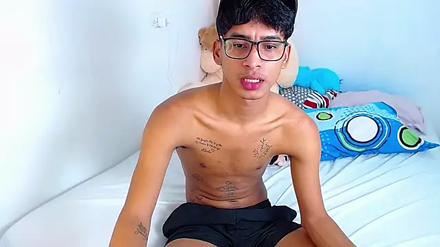 Snapshot of allens_joe chatting on December 11, 5:43 am allens joe online show from December 11, 5:43 am