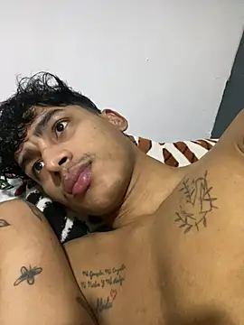 Snapshot of allens_joe chatting on March 14, 1:27 am allens joe online show from March 14, 1:27 am