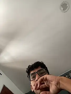 Snapshot of allens_joe chatting on March 18, 4:26 pm allens joe online show from March 18, 4:26 pm