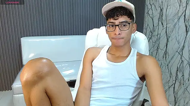 Snapshot of allens_joe chatting on October 24, 4:03 pm allens joe online show from October 24, 4:03 pm