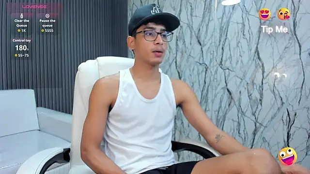 Snapshot of allens_joe chatting on November 15, 1:58 am allens joe online show from November 15, 1:58 am