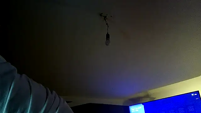 donhulio482 online show from March 17, 1:46 am