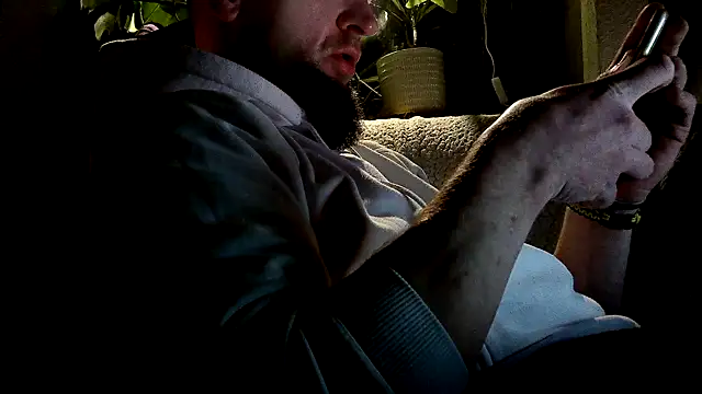 donhulio482 online show from March 22, 6:47 pm