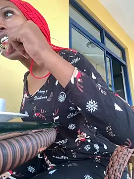 Snapshot of NASTY_BOBO chatting on November 5, 8:03 am NASTY BOBO online show from November 5, 8:03 am