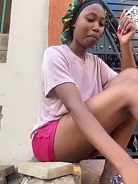 Snapshot of NASTY_BOBO chatting on November 15, 11:29 am NASTY BOBO online show from November 15, 11:29 am