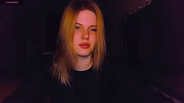VoluptuousDreams online show from February 21, 4:05 pm
