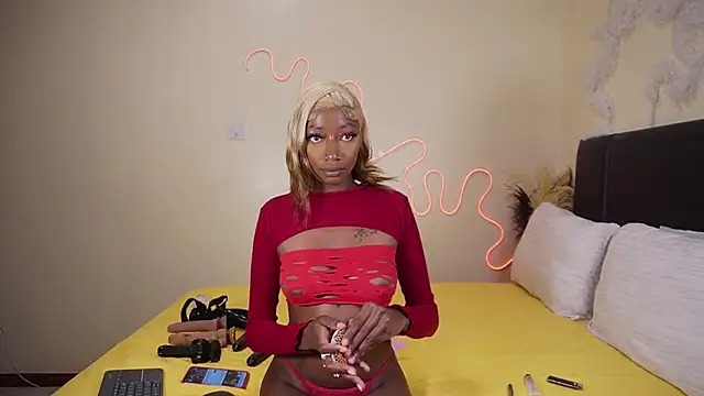  Watuluv  online show from January 30, 4:13 pm