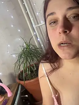 Snapshot of Vikkancs_X chatting on December 2, 5:52 pm Vikkancs X online show from December 2, 5:52 pm