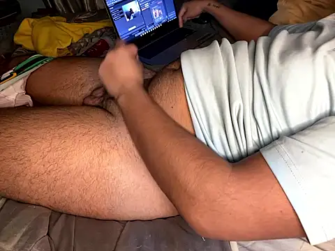 Snapshot of yass56789 chatting on December 4, 11:02 pm yass56789 online show from December 4, 11:02 pm