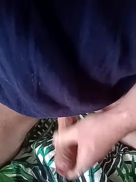 Snapshot of Horny_Lovers_97_33 chatting on November 2, 7:00 am Horny Lovers 97 33 online show from November 2, 7:00 am