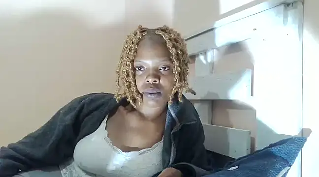 tropicalesen online show from January 9, 6:15 pm