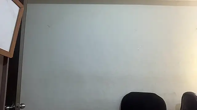 Snapshot of bob_petterson chatting on January 8, 9:34 pm bob petterson online show from January 8, 9:34 pm