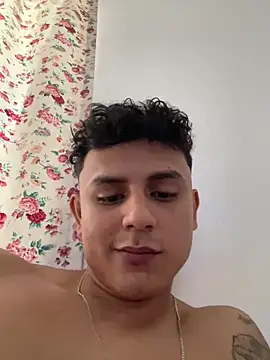 Snapshot of bob_petterson chatting on January 29, 4:41 pm bob petterson online show from January 29, 4:41 pm