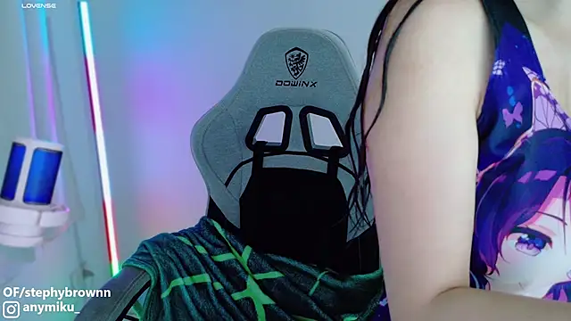 Snapshot of stephybrown chatting on February 8, 11:45 pm stephybrown online show from February 8, 11:45 pm