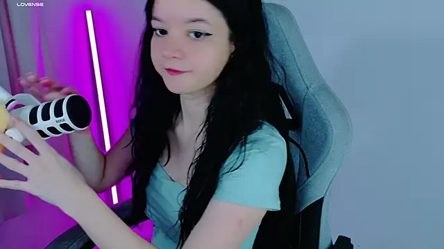 Snapshot of stephybrown chatting on September 11, 12:33 am stephybrown online show from September 11, 12:33 am