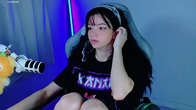 Snapshot of stephybrown chatting on November 23, 1:05 am stephybrown online show from November 23, 1:05 am