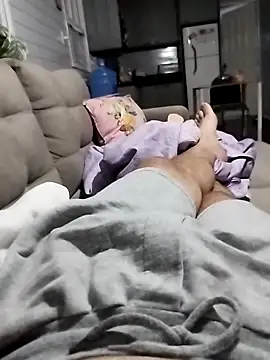 danielsafado222 online show from February 7, 9:51 pm