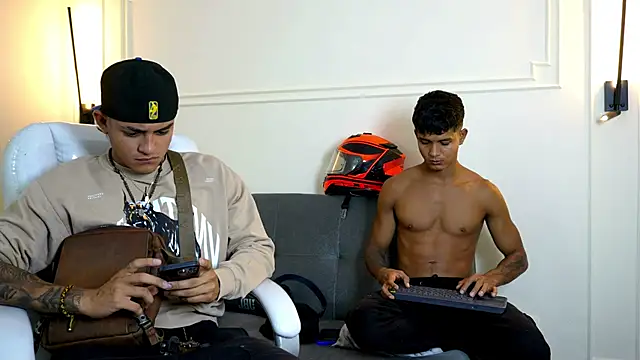 Paradise boy s online show from February 11, 1:20 am