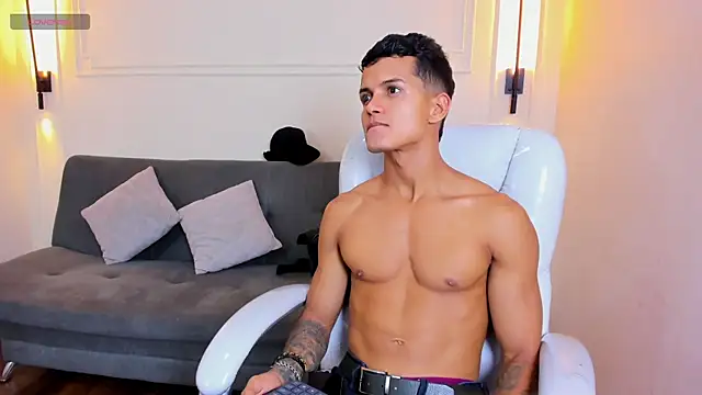 Paradise boy s online show from November 20, 9:03 pm