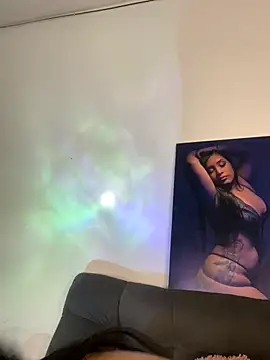 Snapshot of Sheeryl__ chatting on September 12, 9:37 pm Sheeryl online show from September 12, 9:37 pm