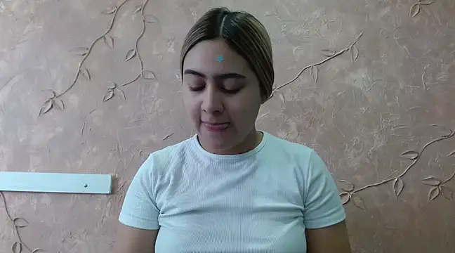 Miabonnett  online show from March 6, 12:09 pm