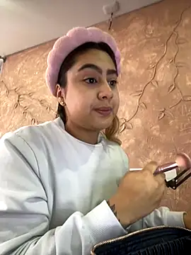 Miabonnett  online show from October 8, 12:14 pm