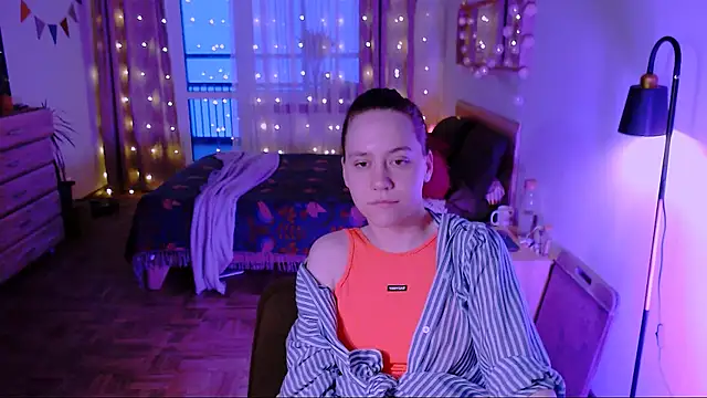 Malinax online show from February 9, 5:44 am