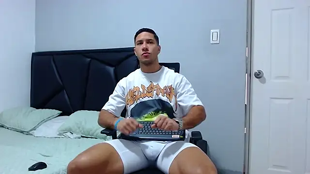 Snapshot of JJ_Shelby chatting on March 9, 5:17 pm JJ Shelby online show from March 9, 5:17 pm