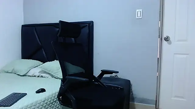 Snapshot of JJ_Shelby chatting on March 14, 5:13 pm JJ Shelby online show from March 14, 5:13 pm