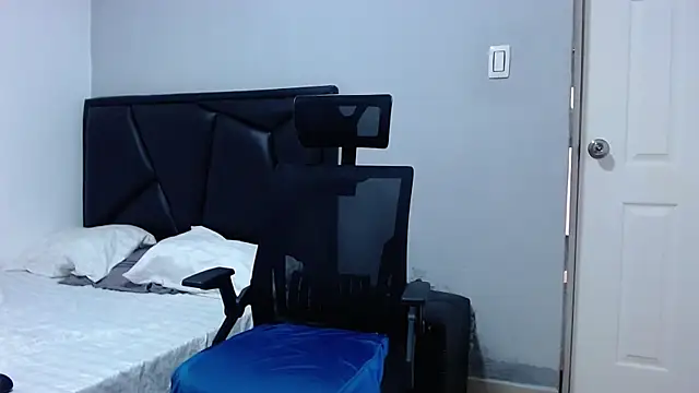 Snapshot of JJ_Shelby chatting on March 21, 6:29 pm JJ Shelby online show from March 21, 6:29 pm