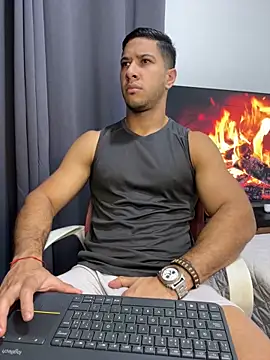 Snapshot of JJ_Shelby chatting on December 16, 9:42 pm JJ Shelby online show from December 16, 9:42 pm