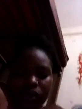 Snapshot of freaky_belle chatting on November 8, 3:07 am freaky belle online show from November 8, 3:07 am