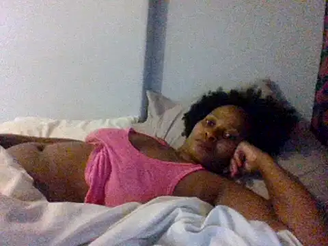 Snapshot of BabeAssXX chatting on January 27, 1:05 am BabeAssXX online show from January 27, 1:05 am