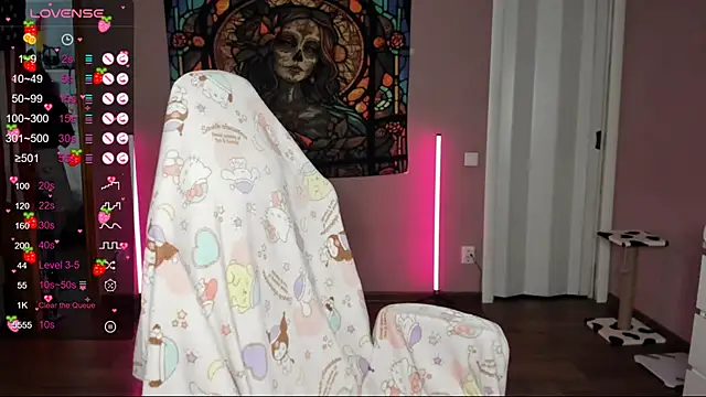 Snapshot of Project_hisoka chatting on January 11, 9:47 am Project hisoka online show from January 11, 9:47 am