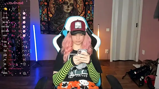 Snapshot of Project_hisoka chatting on September 27, 2:33 pm Project hisoka online show from September 27, 2:33 pm