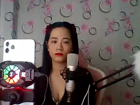 Snapshot of Nana-68 chatting on February 16, 3:58 am Nana-68 online show from February 16, 3:58 am