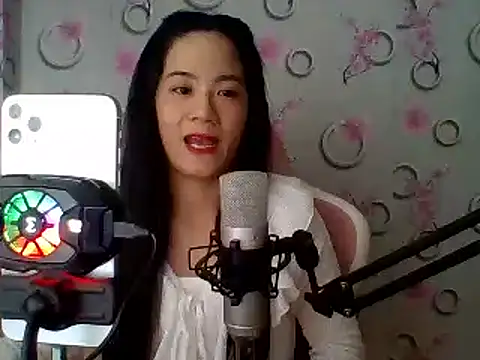 Snapshot of Nana-68 chatting on March 22, 12:46 pm Nana-68 online show from March 22, 12:46 pm