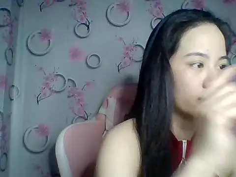 Snapshot of Nana-68 chatting on November 1, 2:41 pm Nana-68 online show from November 1, 2:41 pm