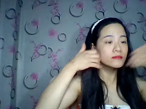 Snapshot of Nana-68 chatting on November 30, 1:04 pm Nana-68 online show from November 30, 1:04 pm