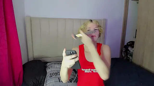 melo prin online show from October 14, 7:53 am