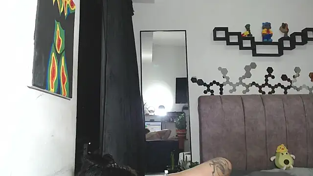 Snapshot of Liza_Thurner chatting on February 5, 3:55 am Liza Thurner online show from February 5, 3:55 am