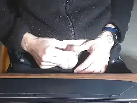 Adri gard online show from December 18, 9:08 pm