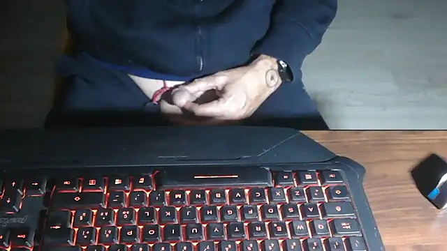 Adri gard online show from November 9, 9:24 pm