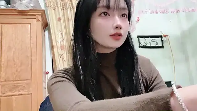 Snapshot of Nery_Asian chatting on February 16, 2:02 pm Nery Asian online show from February 16, 2:02 pm