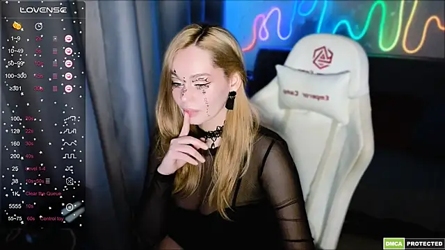 Bad Girl009 online show from October 18, 4:30 pm