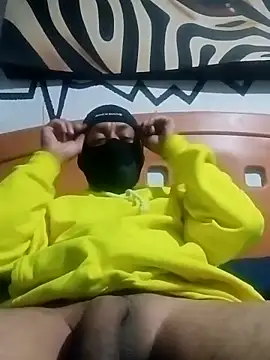 pineda1689 online show from March 29, 9:20 am