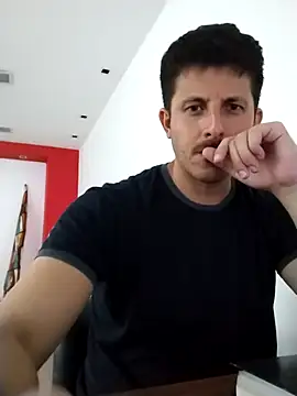 Snapshot of Jota_show chatting on February 9, 10:42 am Jota show online show from February 9, 10:42 am