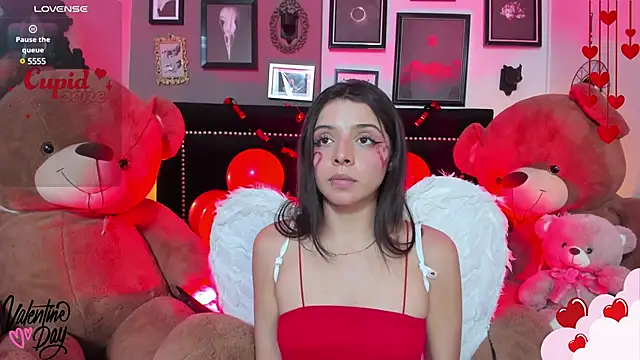 Charlotte  Benett online show from February 15, 4:47 am