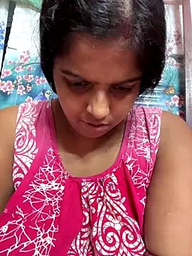 Snapshot of Beauty-queen chatting on October 31, 1:23 pm Beauty-queen online show from October 31, 1:23 pm